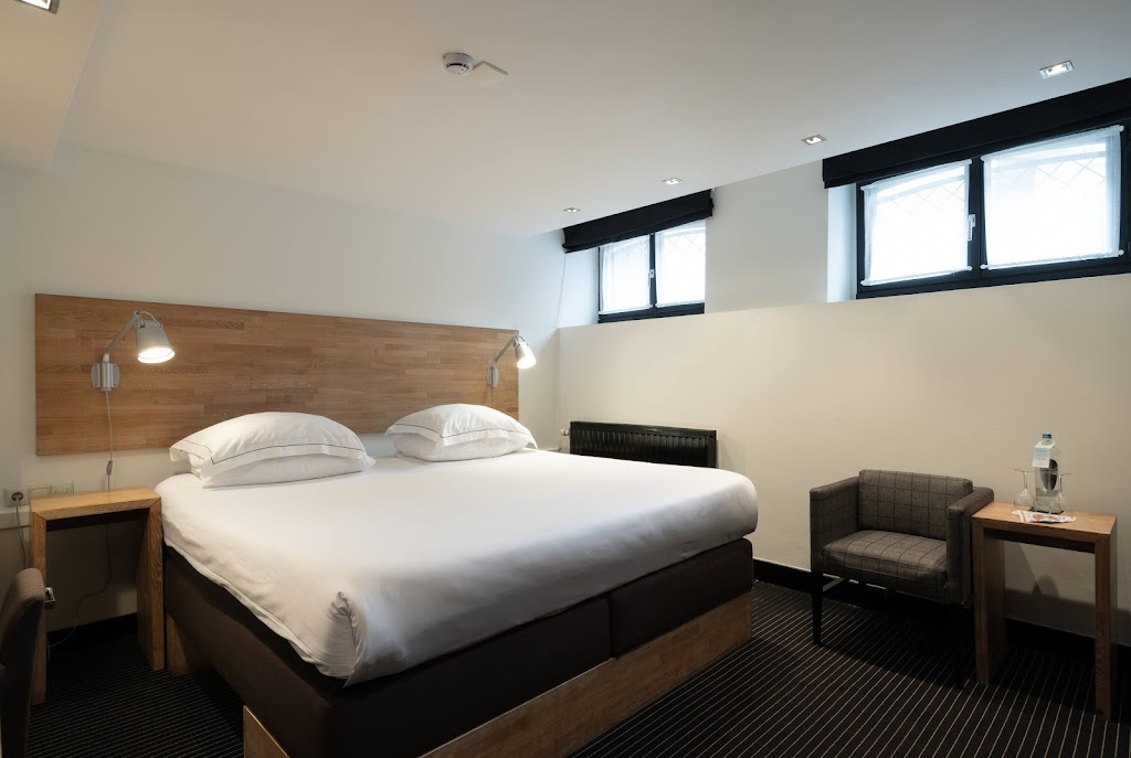 Hotel Catalonia Vondel Amsterdam | Vondelstraat 18-26, 1054 GD Amsterdam, Netherlands | Phone: 020 612 0120