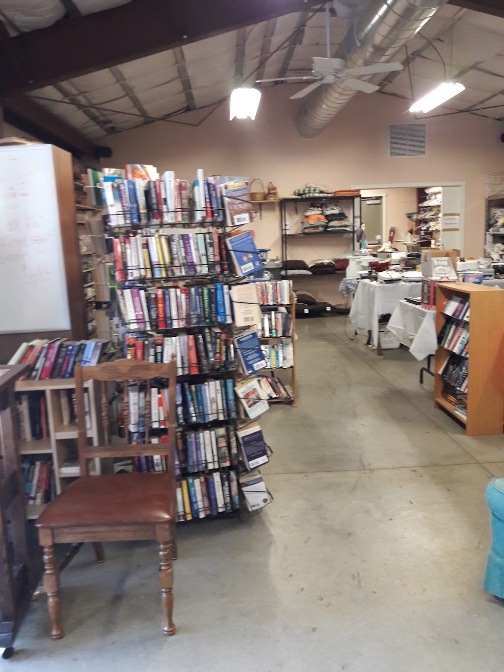 Senior Citizens Thrift Store | 1013 W Big Bear Blvd, Big Bear, CA 92314, USA | Phone: (909) 585-0131