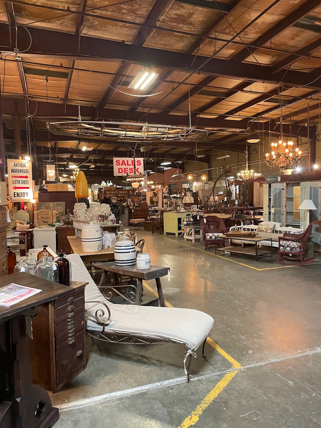 The Antique Warehouse Hudson NY | Door 21, 99 Front St, Hudson, NY 12534, USA | Phone: (908) 399-9445