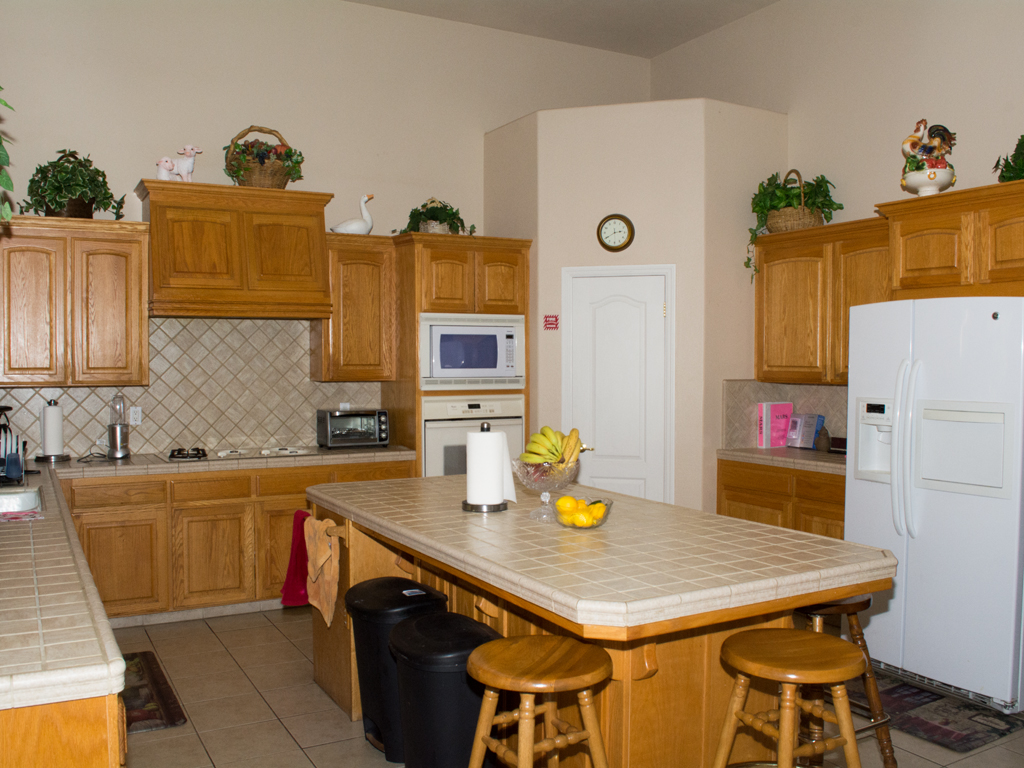 Apricot Mornings Residential Living | 305 W Lester Ave, Clovis, CA 93619, USA | Phone: (559) 430-5743