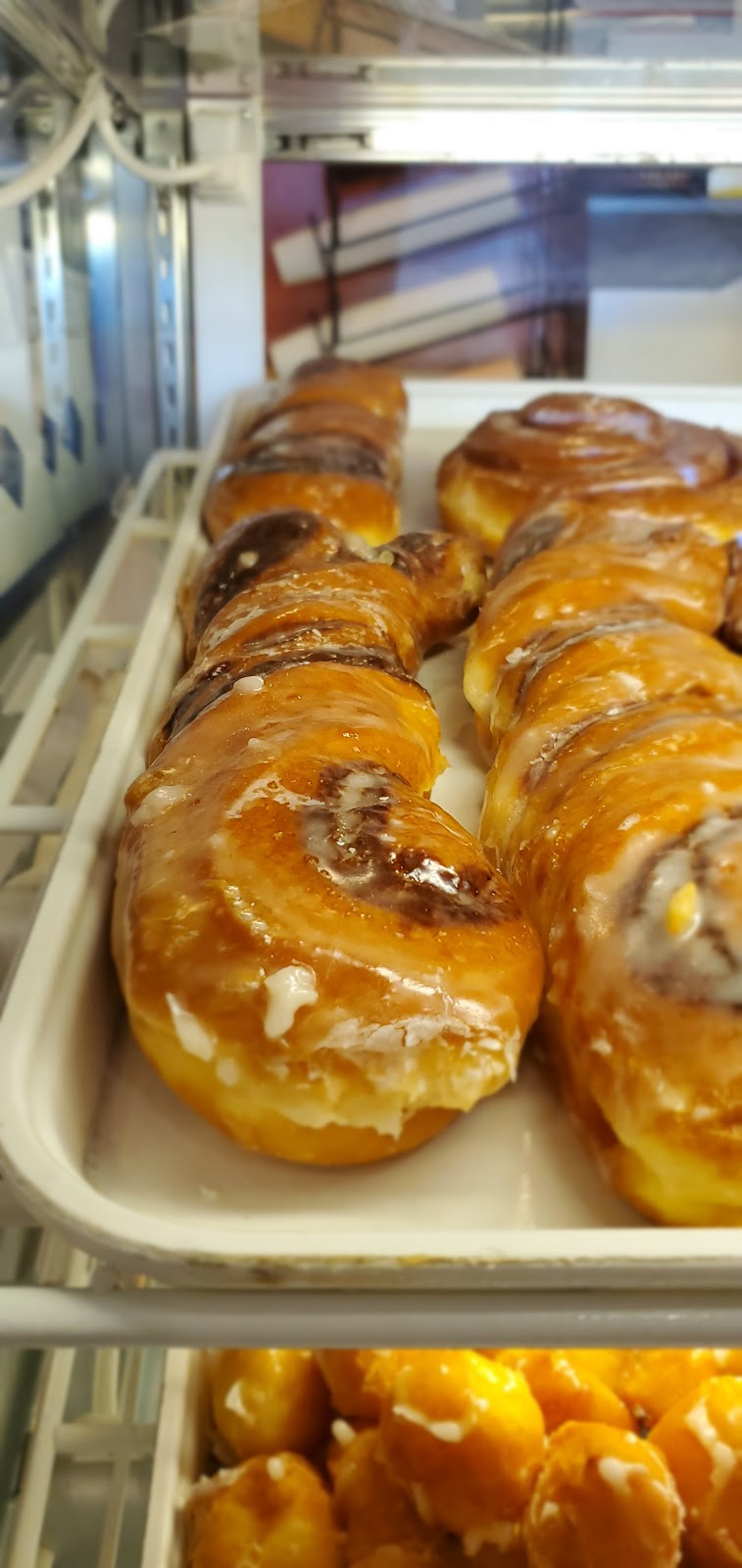 Beyond Donuts And Cafe | 8110 W Union Hills Dr #208, Glendale, AZ 85308, USA | Phone: (623) 312-3780