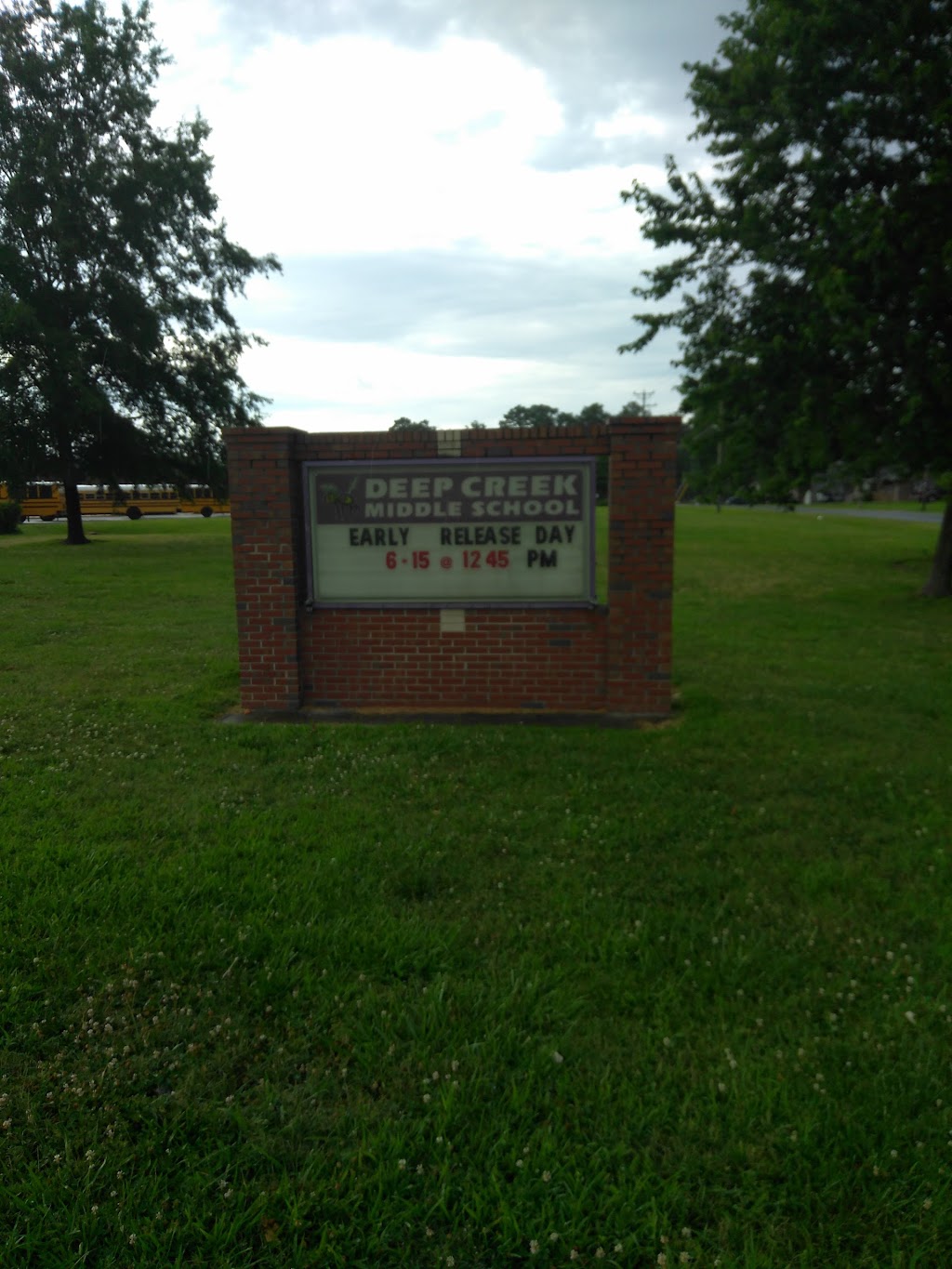 Deep Creek Middle School | 1955 Deal Dr, Chesapeake, VA 23323, USA | Phone: (757) 558-5321