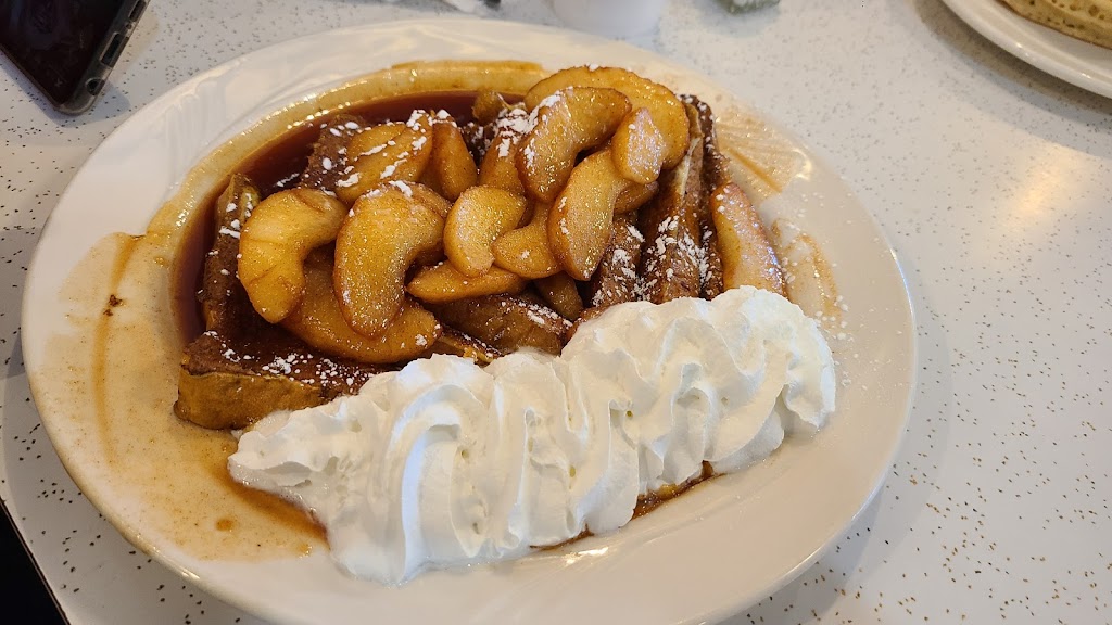 Indiana Pancake House | 919 N Main St, Bluffton, IN 46714, USA | Phone: (260) 353-1414