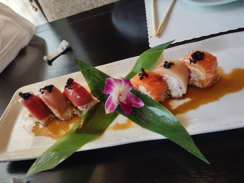 Tatsu Sushi Japanese Cuisine | 4408 W Magnolia Blvd, Burbank, CA 91505, USA | Phone: (818) 848-3769