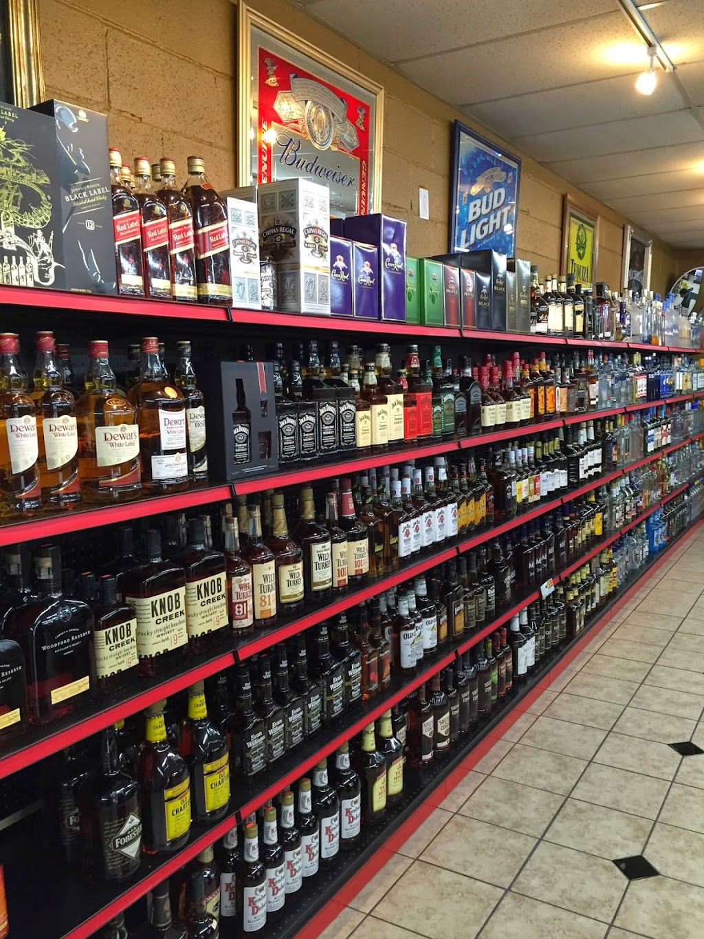 Sals Liquor Store | 2222 S Washington St, Kaufman, TX 75142, USA | Phone: (972) 932-6020