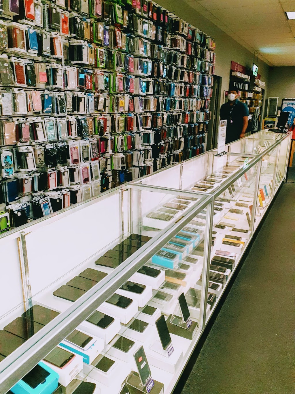 Wireless Superstore | Valley Fair Shopping Center, 8024 N 35th Ave, Phoenix, AZ 85051, USA | Phone: (602) 246-8886