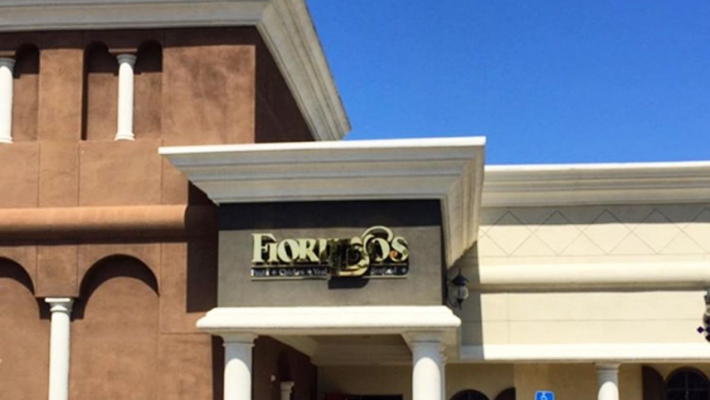 Fiorillos Restaurant and Banquet Facilities | 638 El Camino Real, Santa Clara, CA 95050, USA | Phone: (408) 984-0414