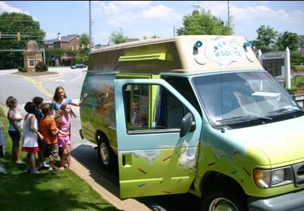 Scoop-itz- Funky Ice Cream Truck | Beavers Rd, Canton, GA 30115, USA | Phone: (770) 309-4429