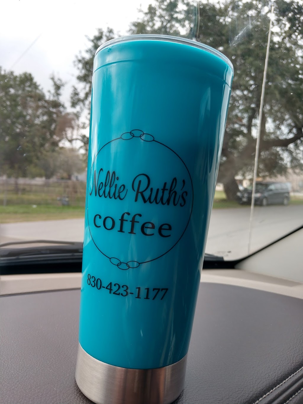 Nellie Ruths Coffee | 405 E Hondo Ave, Devine, TX 78016, USA | Phone: (830) 423-1177
