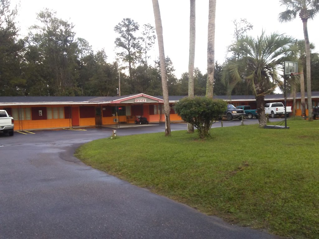 Holiday Terrace Motel | 552428 US-1, Hilliard, FL 32046, USA | Phone: (904) 845-4881