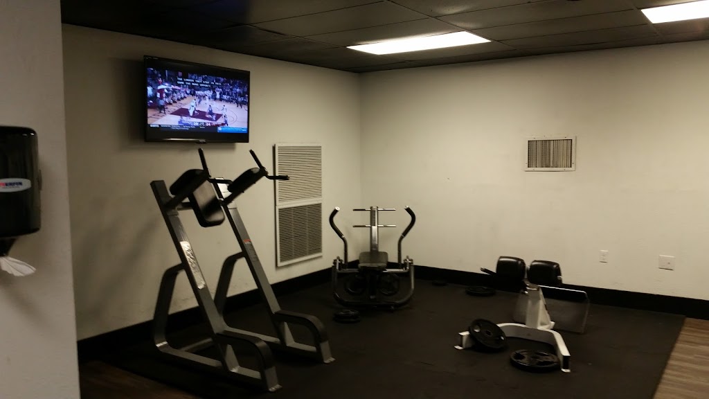 FIT24 Gym Kingsville | 2001 Brahma Blvd, Kingsville, TX 78363, USA | Phone: (361) 221-1401