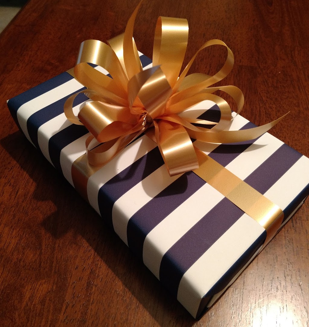 Thats A Wrap Creative Gift Wrapping & More | 7425 Melrose Ave, University City, MO 63130, USA | Phone: (314) 899-7973