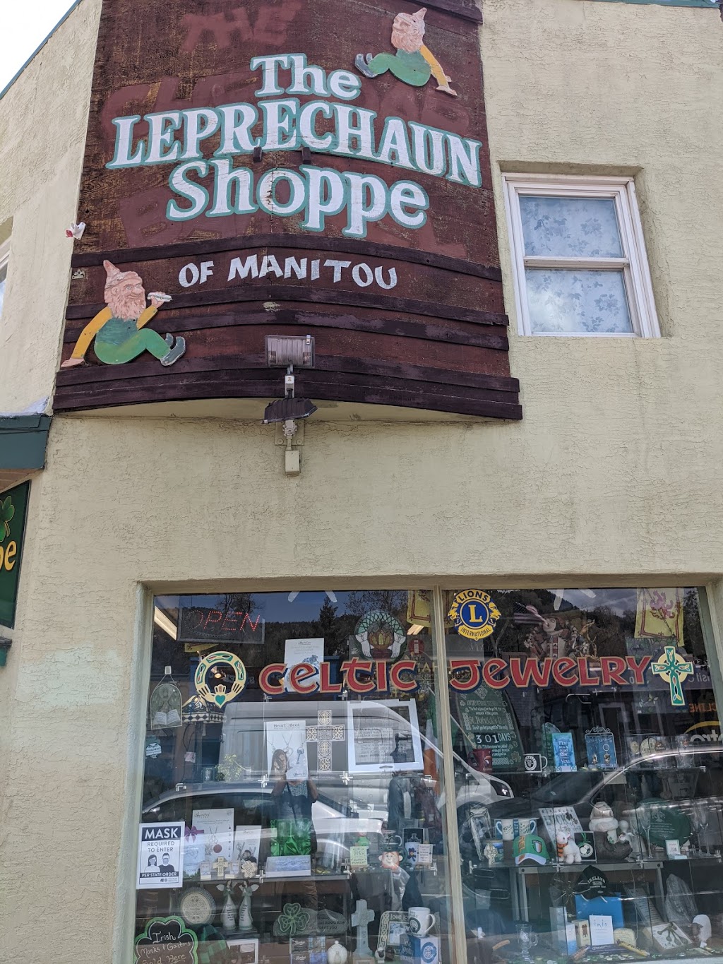 Leprechaun Shoppe | 943 Manitou Ave, Manitou Springs, CO 80829, USA | Phone: (719) 685-9213