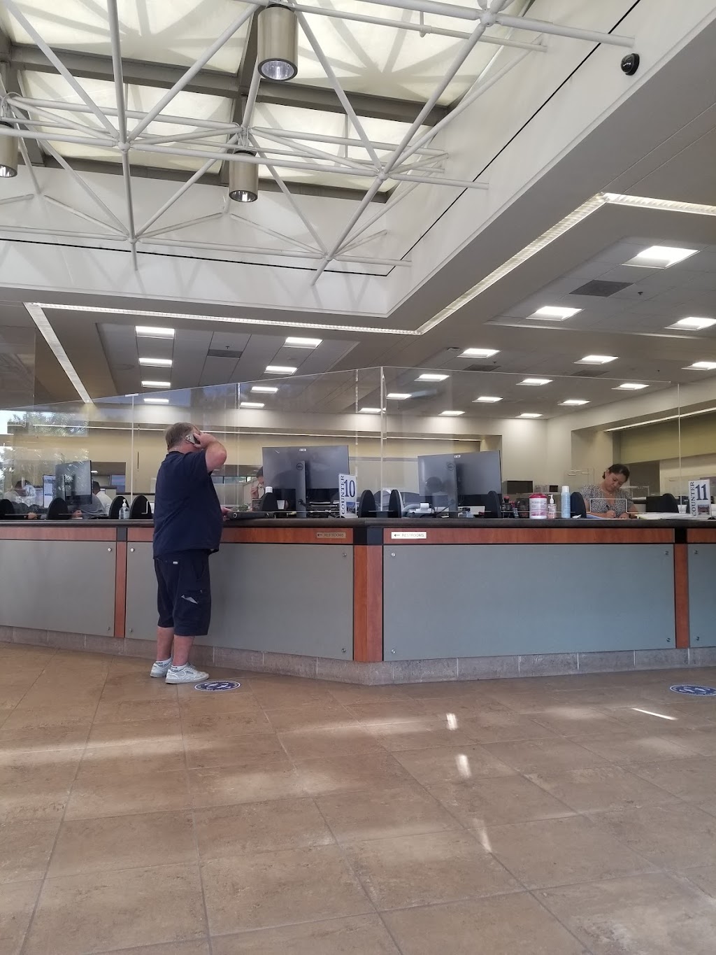 City Hall of Santa Ana | 20 Civic Center Plaza, Santa Ana, CA 92701, USA | Phone: (714) 647-5400