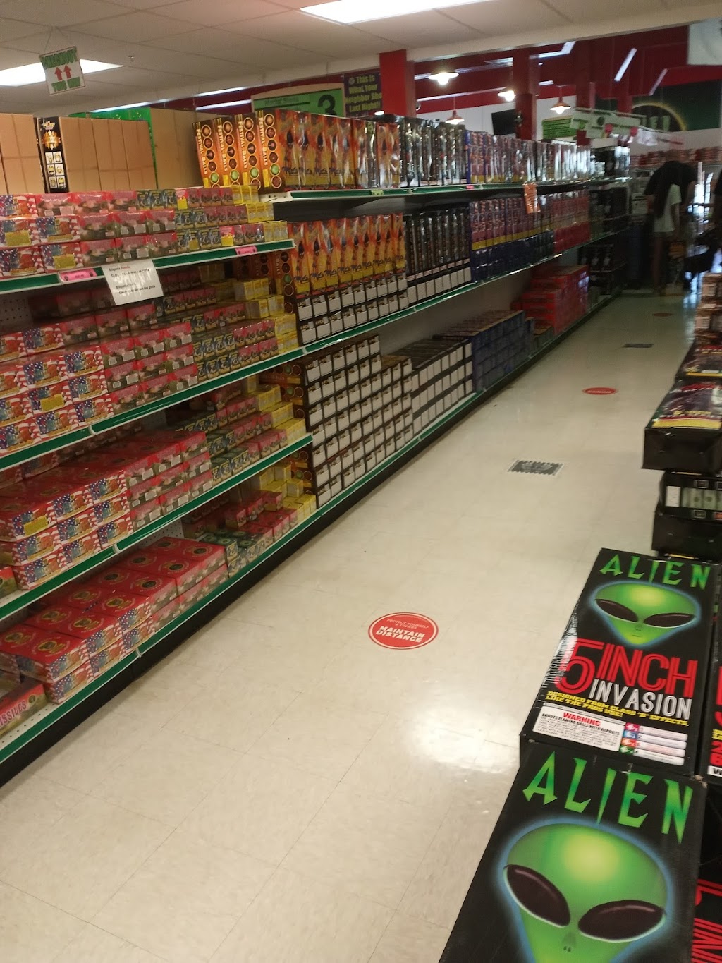 Fireworks Supermarket - Fort Mill, SC | 3644 Festival Dr, Fort Mill, SC 29708, USA | Phone: (803) 802-3200