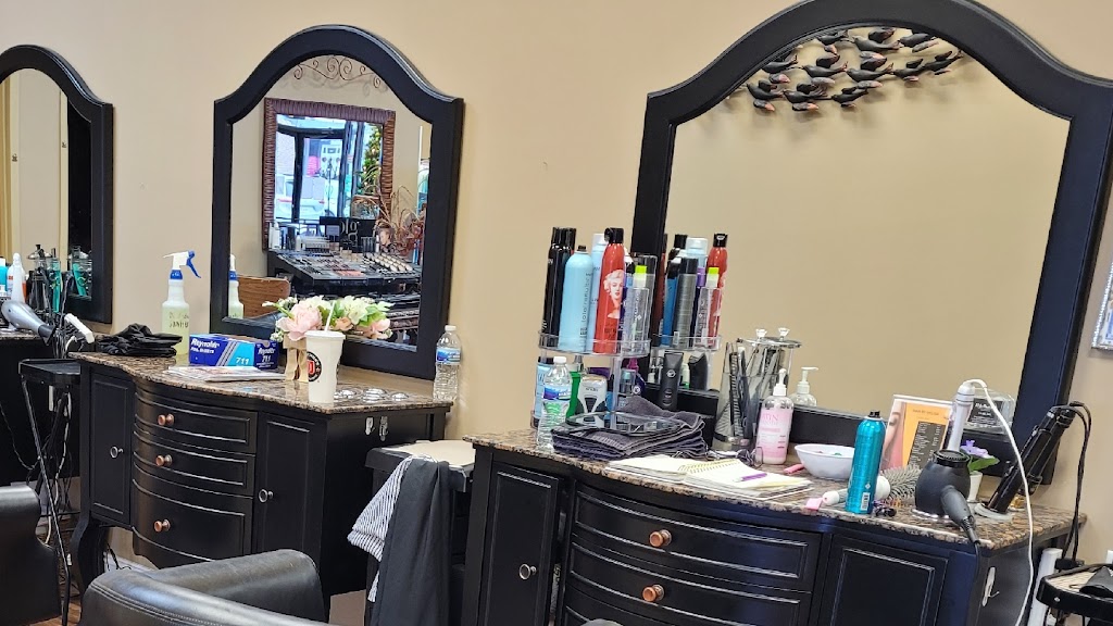 Melisa Hair Studio StL | 9901 Watson Rd, St. Louis, MO 63126, USA | Phone: (314) 680-7645