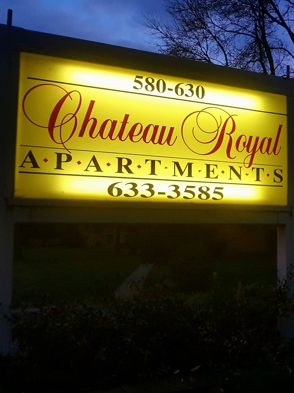 Chateau Royal Apartments | 590 Cleveland Ave SW # 1, New Brighton, MN 55112 | Phone: (651) 633-3585