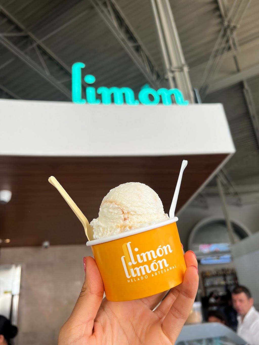 Limón Limón Helado Artesanal | X7RV+CJ, 22762 Mercado, Baja California, Mexico | Phone: 646 174 0808