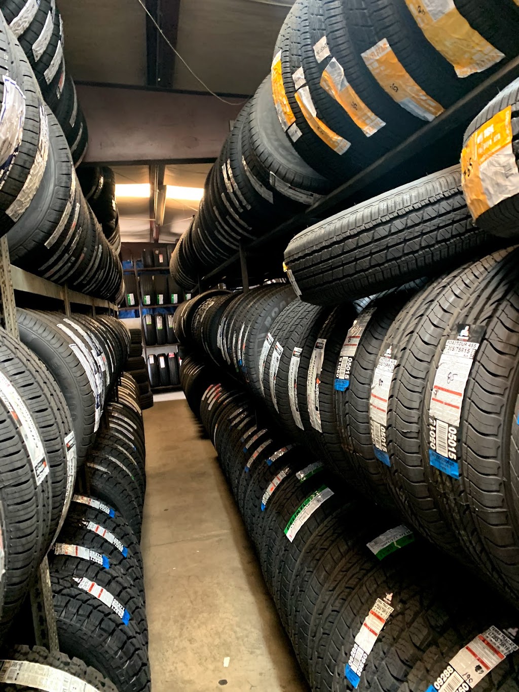 Fast Tire Service | 27735 CA-145, Madera, CA 93638, USA | Phone: (559) 673-2191