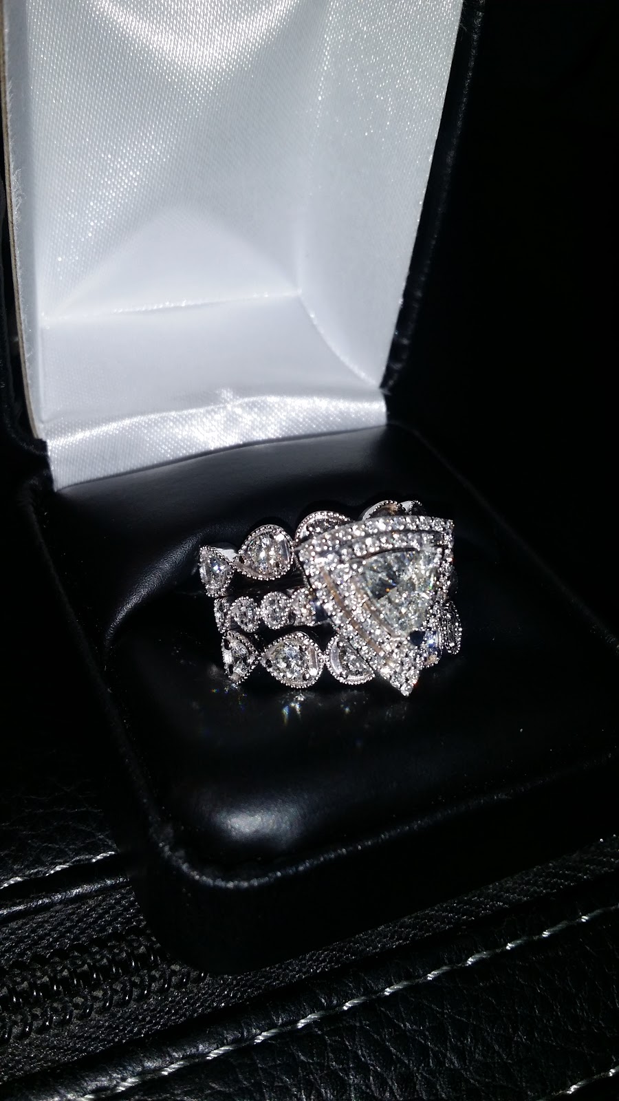 Prestige Jewelers in the Northgate Mall. | 9515 Colerain Rd space 162, Cincinnati, OH 45251, USA | Phone: (513) 225-6737