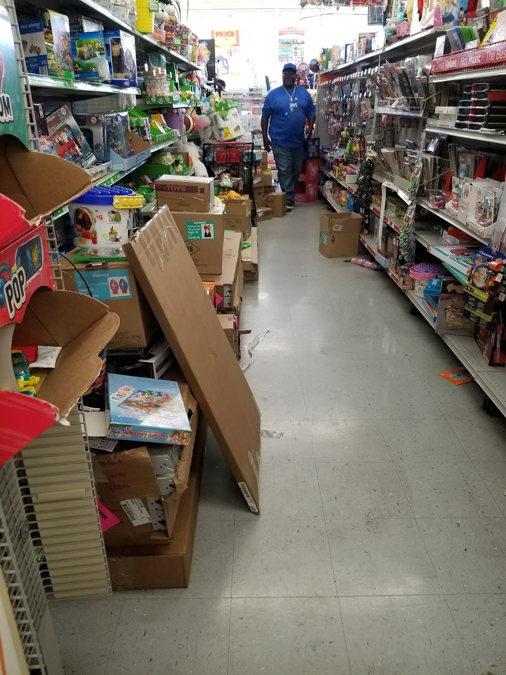 Family Dollar | 9999 Burbank Dr, Baton Rouge, LA 70810, USA | Phone: (225) 421-3551