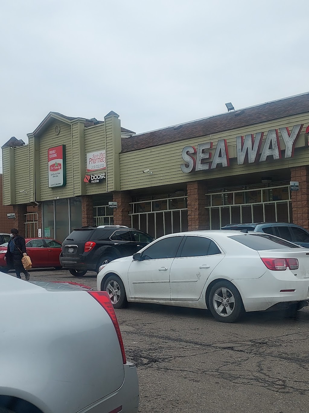 Seaway Market Place | 18330 W Chicago, Detroit, MI 48228, USA | Phone: (313) 659-2999