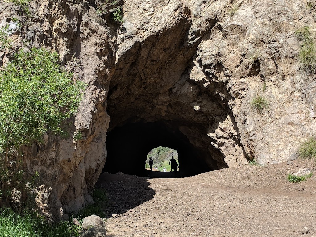 Bronson Caves | 3200 Canyon Dr, Los Angeles, CA 90068, USA | Phone: (818) 243-1145