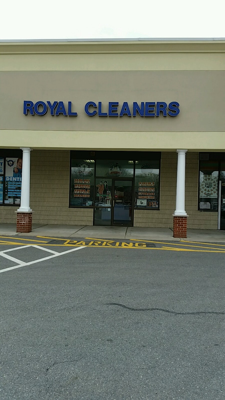 Royal Cleaners | 166 Haverhill St, Methuen, MA 01844, USA | Phone: (978) 688-5418