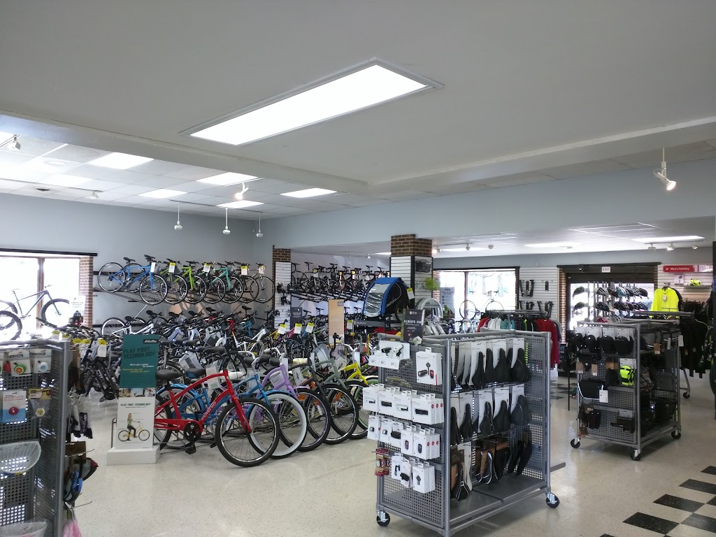 George Garner Cyclery Lake Zurich | 575 Ela Rd, Lake Zurich, IL 60047, USA | Phone: (847) 438-9600