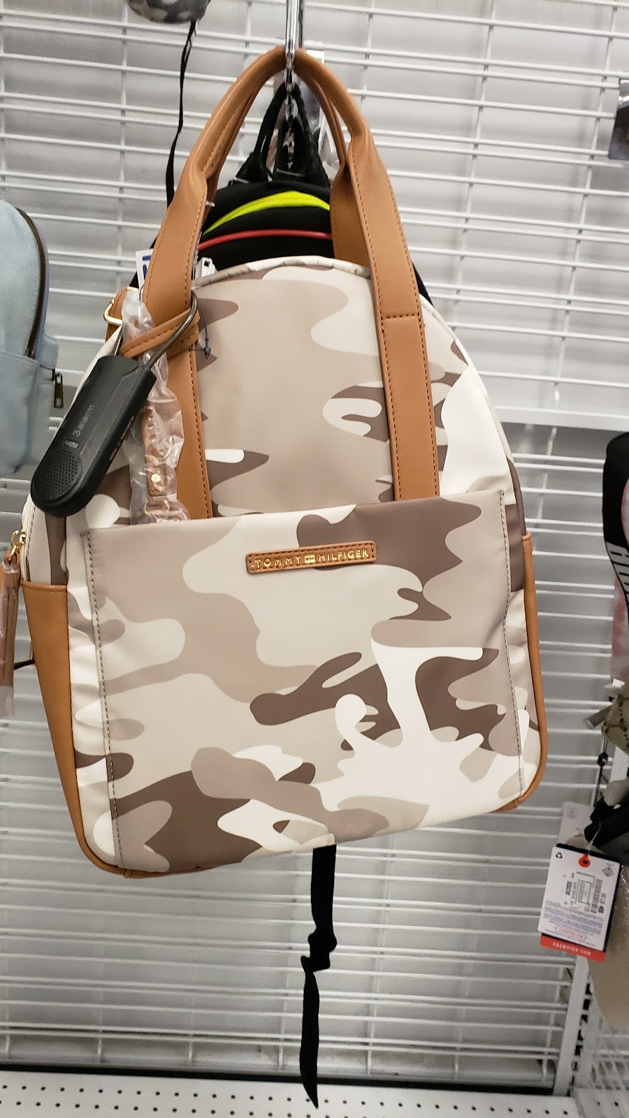 Ross Dress for Less | 13715 W Bell Rd, Surprise, AZ 85374, USA | Phone: (623) 584-2408