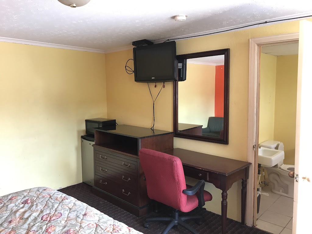 Lakewood Motel | 1642 US-601, Mocksville, NC 27028, USA | Phone: (336) 751-2189