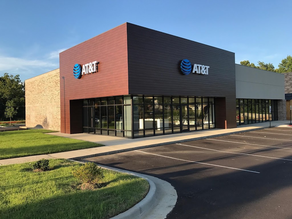 AT&T Store | 1202 E Commerce St, Hernando, MS 38632, USA | Phone: (662) 449-0798