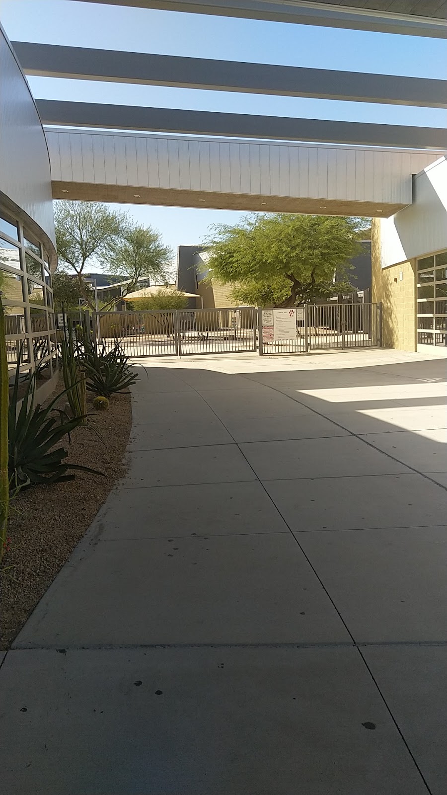 Boulder Creek High School | 40404 N Gavilan Peak Pkwy, Anthem, AZ 85086, USA | Phone: (623) 445-8600