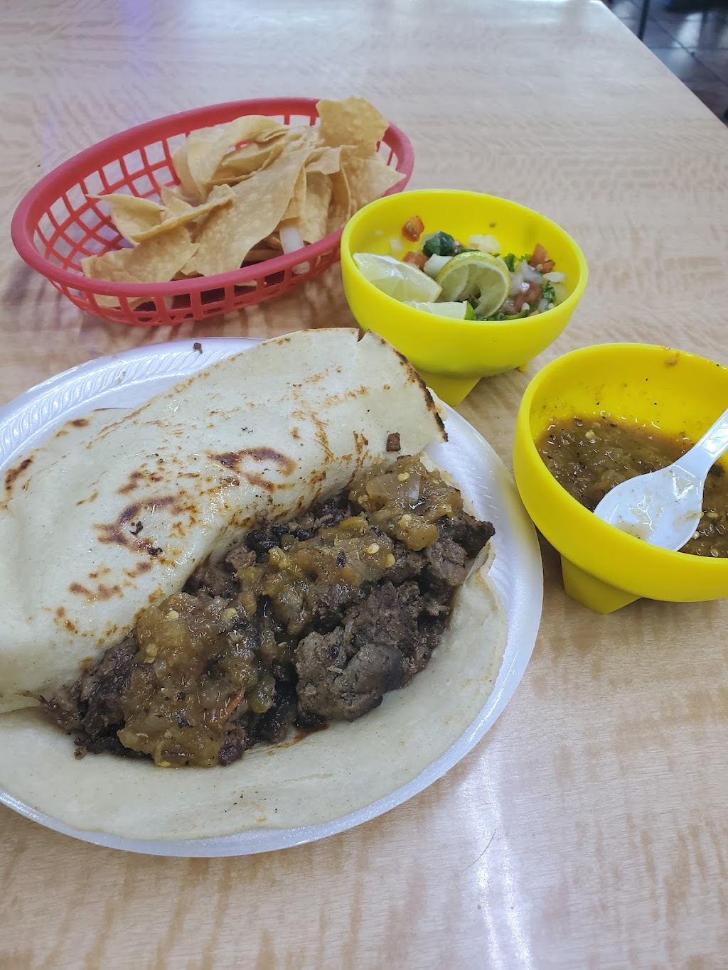 Tacos El Viajero | 2025 S Beckley Ave, Dallas, TX 75224, USA | Phone: (214) 942-5089