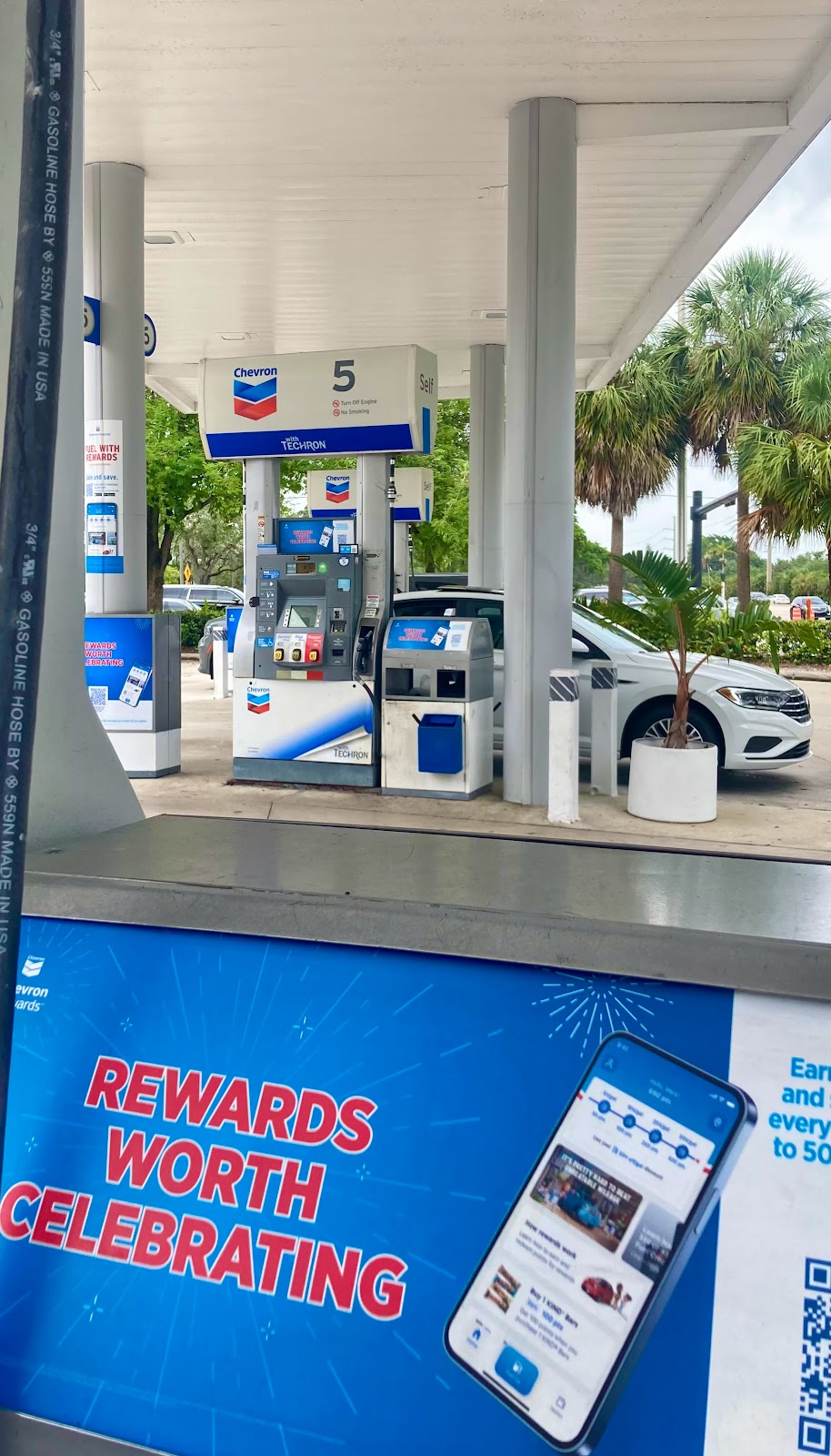 Chevron | 1301 S University Dr, Plantation, FL 33324, USA | Phone: (954) 577-5209