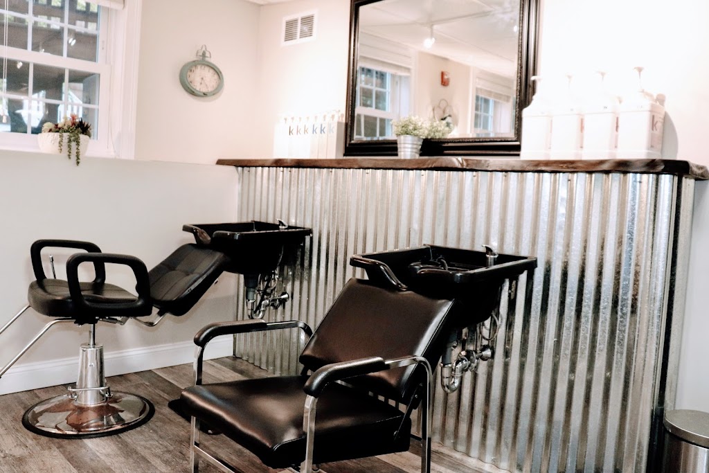 Salon Trinity | Back Door, 1133 Pleasant St, Bridgewater, MA 02324, USA | Phone: (508) 659-5215