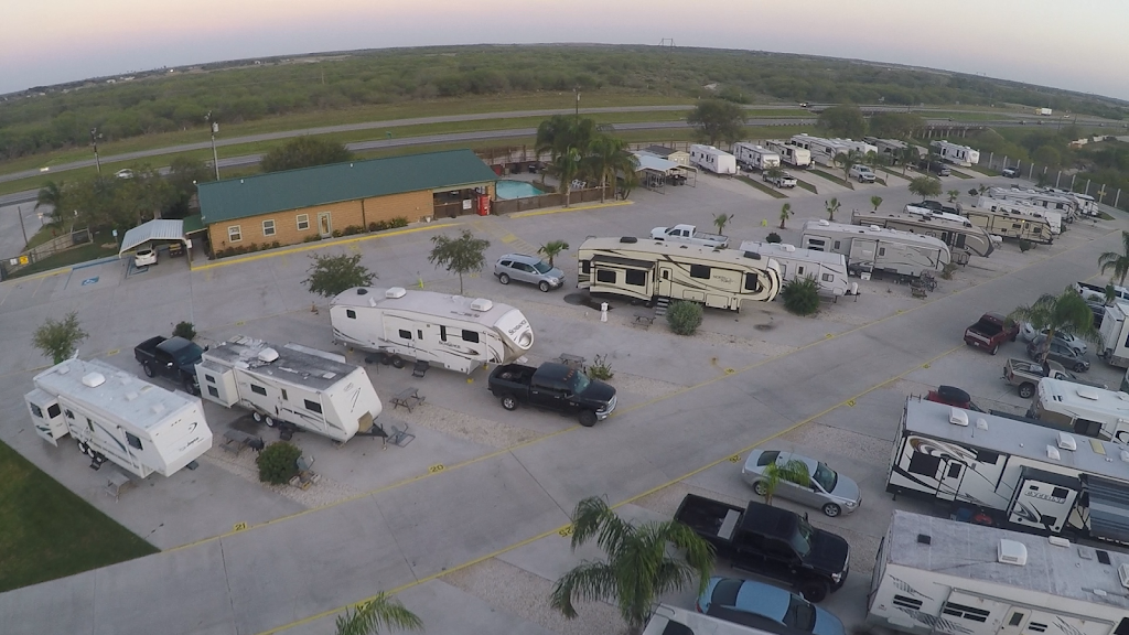 CM Natures Own RV Resort | 5151 US-77, Kingsville, TX 78363, USA | Phone: (361) 488-9425