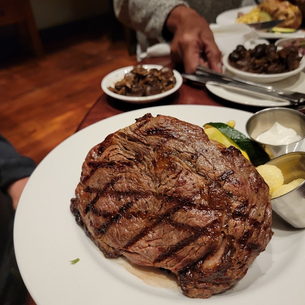 Embers Steakhouse | 11000 Broadway Blvd SE, Albuquerque, NM 87105, USA | Phone: (505) 244-8288