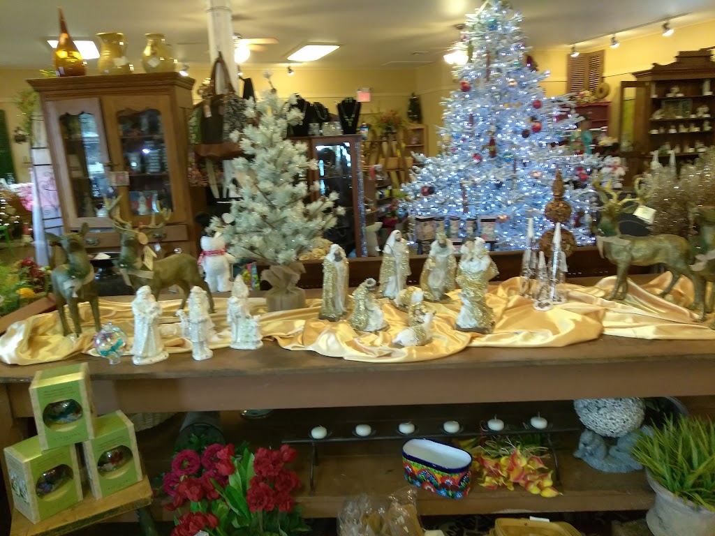 The Flower Shop | 827 N Main St, Boerne, TX 78006, USA | Phone: (830) 816-2042