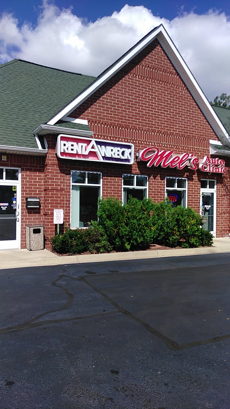 Rent-A-Wreck | 39600 Michigan Ave, Canton, MI 48188, USA | Phone: (734) 729-5200