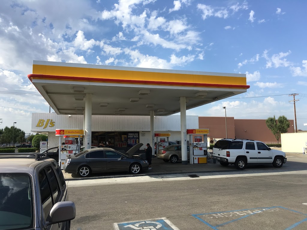 B Js Express Mart | 700 S Demaree St, Visalia, CA 93277, USA | Phone: (559) 733-2059