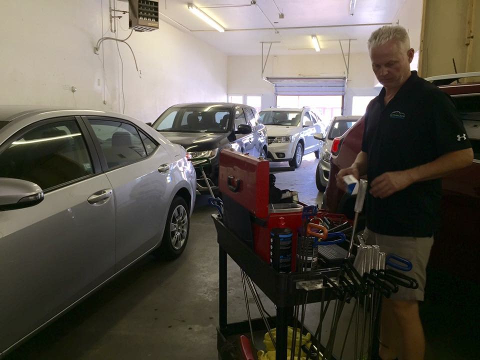 Auto Hail Zone | 1441 Burnham St, Colorado Springs, CO 80906, USA | Phone: (719) 237-5294