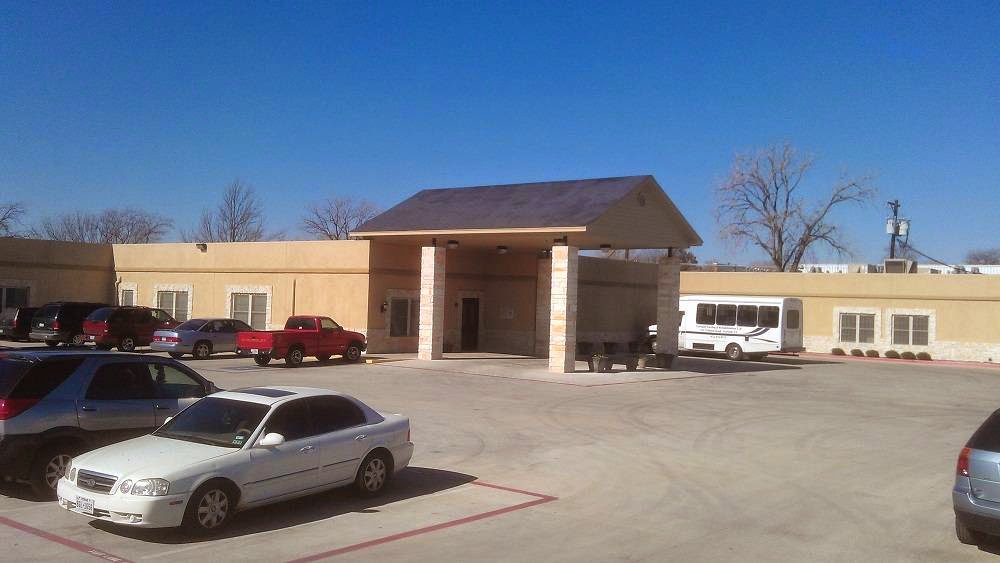 Garland Nursing & Rehabilitation Center | 321 N Shiloh Rd, Garland, TX 75042 | Phone: (972) 276-9571