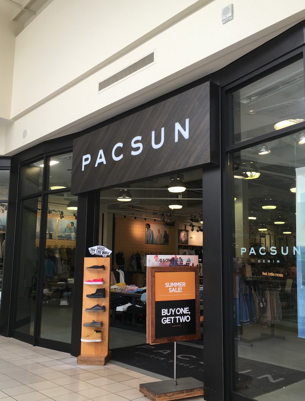 PacSun | 460 31st Ave, San Mateo, CA 94403, USA | Phone: (650) 573-1614