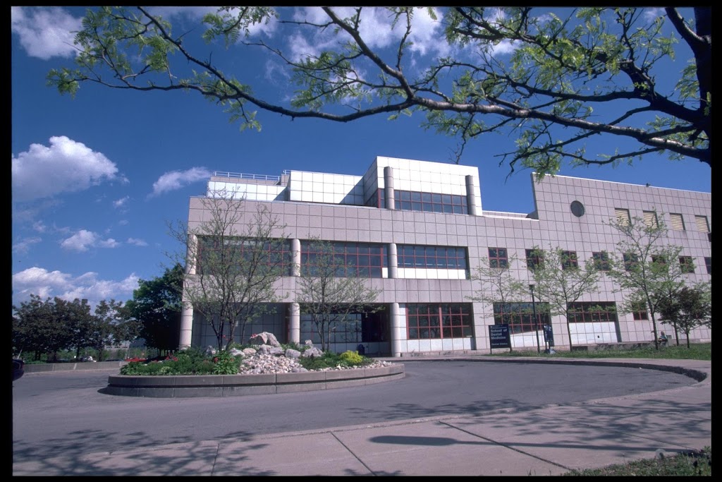 UB School of Dental Medicine / UB Dental | State University at Buffalo South Campus, 3435 Main St, Buffalo, NY 14215, USA | Phone: (716) 262-9750