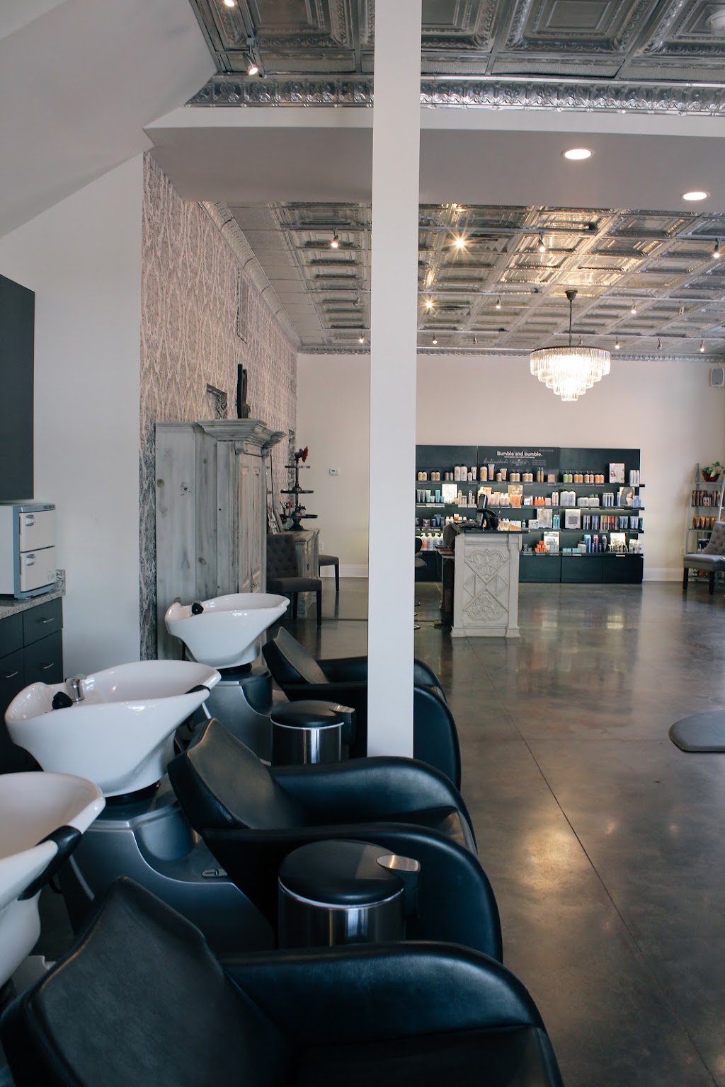 Red Dahlia Salon | 20 Barnes St Suite 101/102, Senoia, GA 30276, USA | Phone: (678) 723-7036