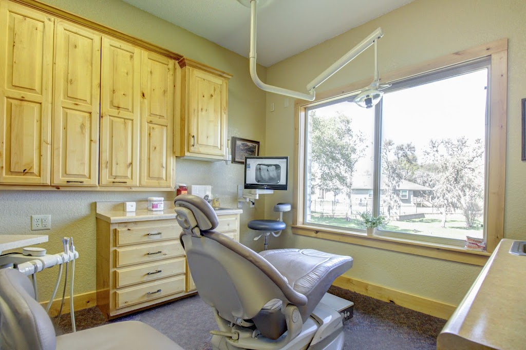 Carothers Family Dental | 310 Stagecoach Trail Ste 700, San Marcos, TX 78666 | Phone: (512) 396-4288