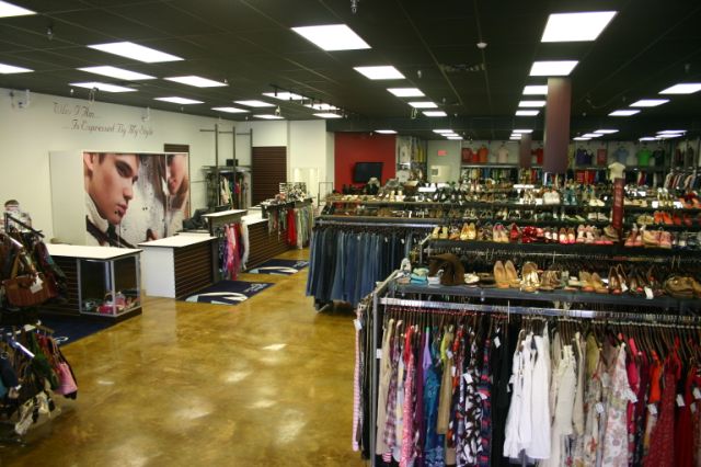 Uptown Cheapskate - Winston Salem | 3262 Silas Creek Pkwy, Winston-Salem, NC 27103, USA | Phone: (336) 768-4500