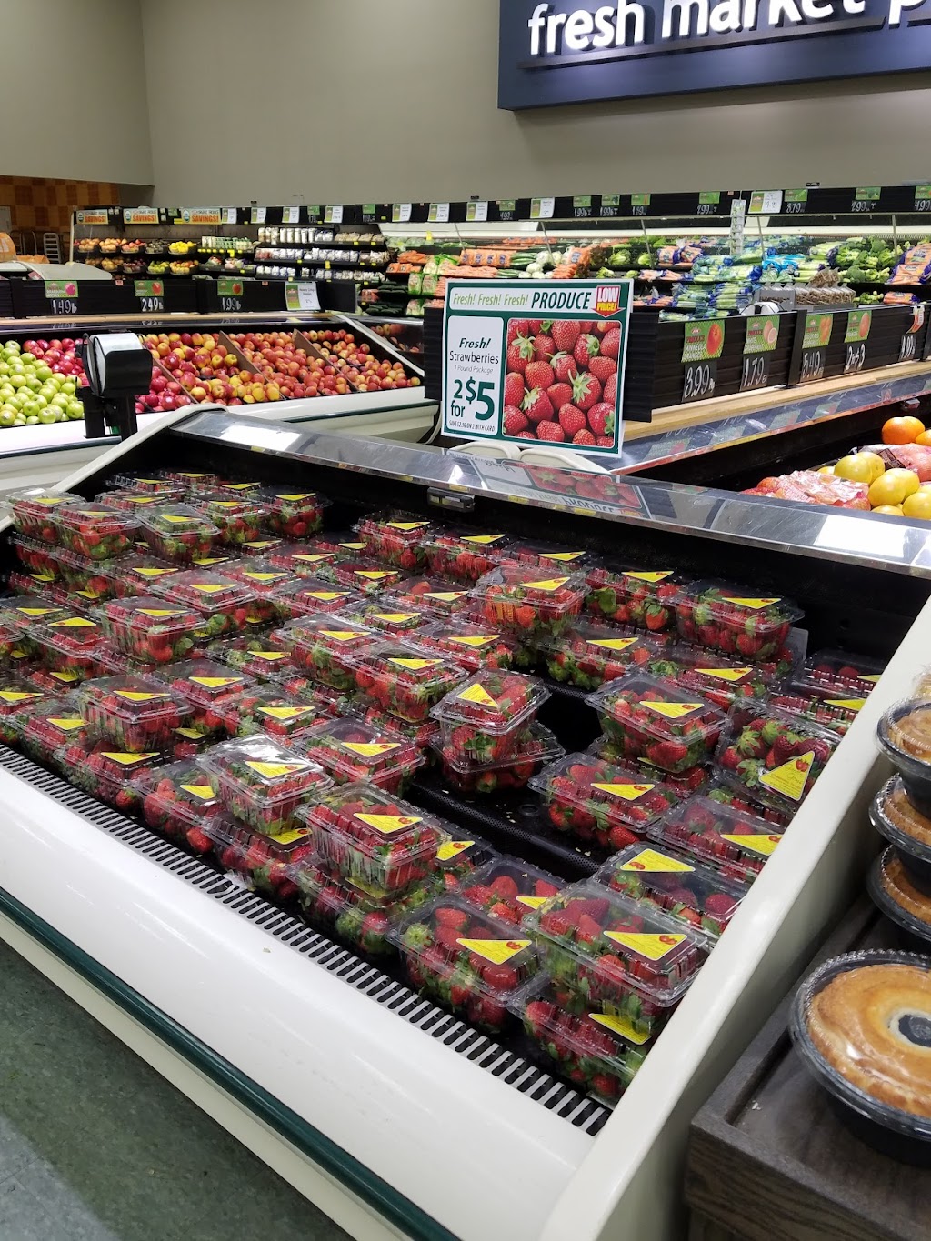 Acme Fresh Market No. 14 | 3235 Manchester Road PORTAGE LAKES, PLAZA, Akron, OH 44319, USA | Phone: (330) 644-8881