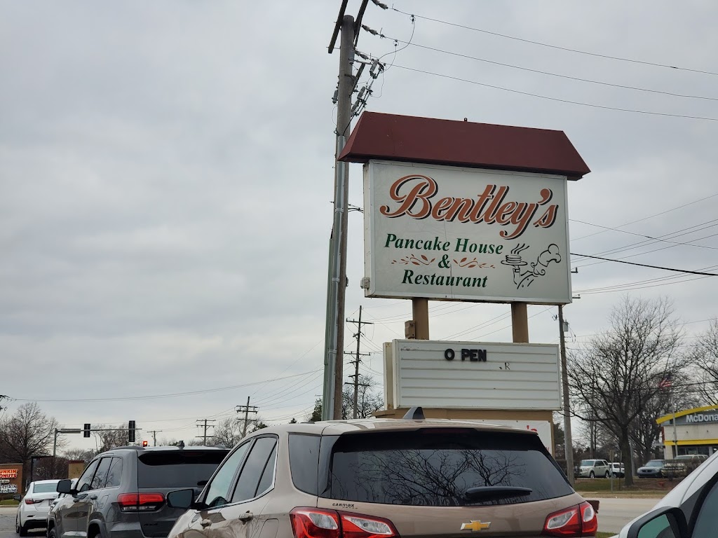 Bentleys Pancake House | 477 Georgetown Square, Wood Dale, IL 60191, USA | Phone: (630) 595-5556